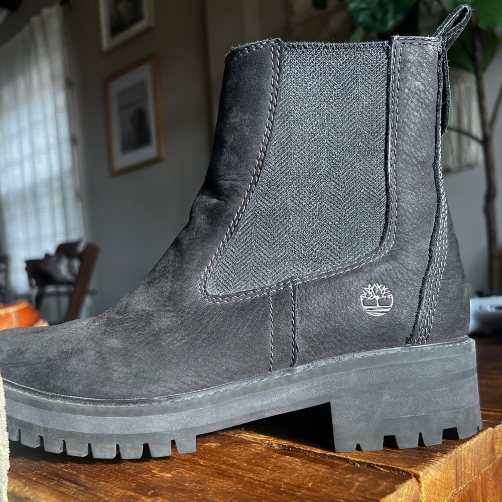 Timberland Black Chelsea Boots
